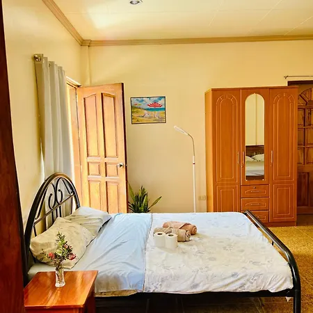 Chateau La Princesa With Cozy Garden & Bar Puerto Princesa Exterior photo