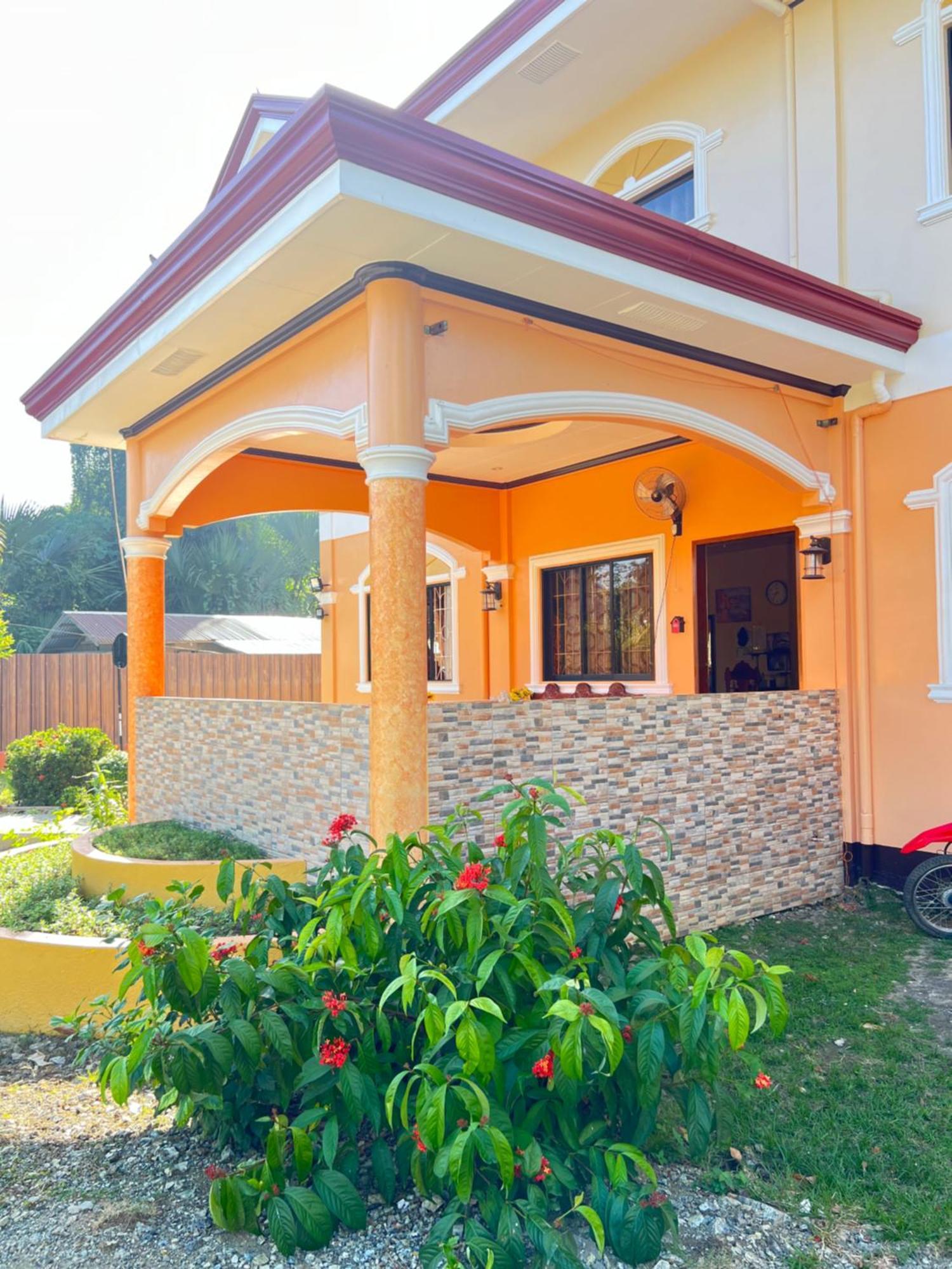 Holiday home Chateau La Princesa With Cozy Garden & Bar Puerto Princesa