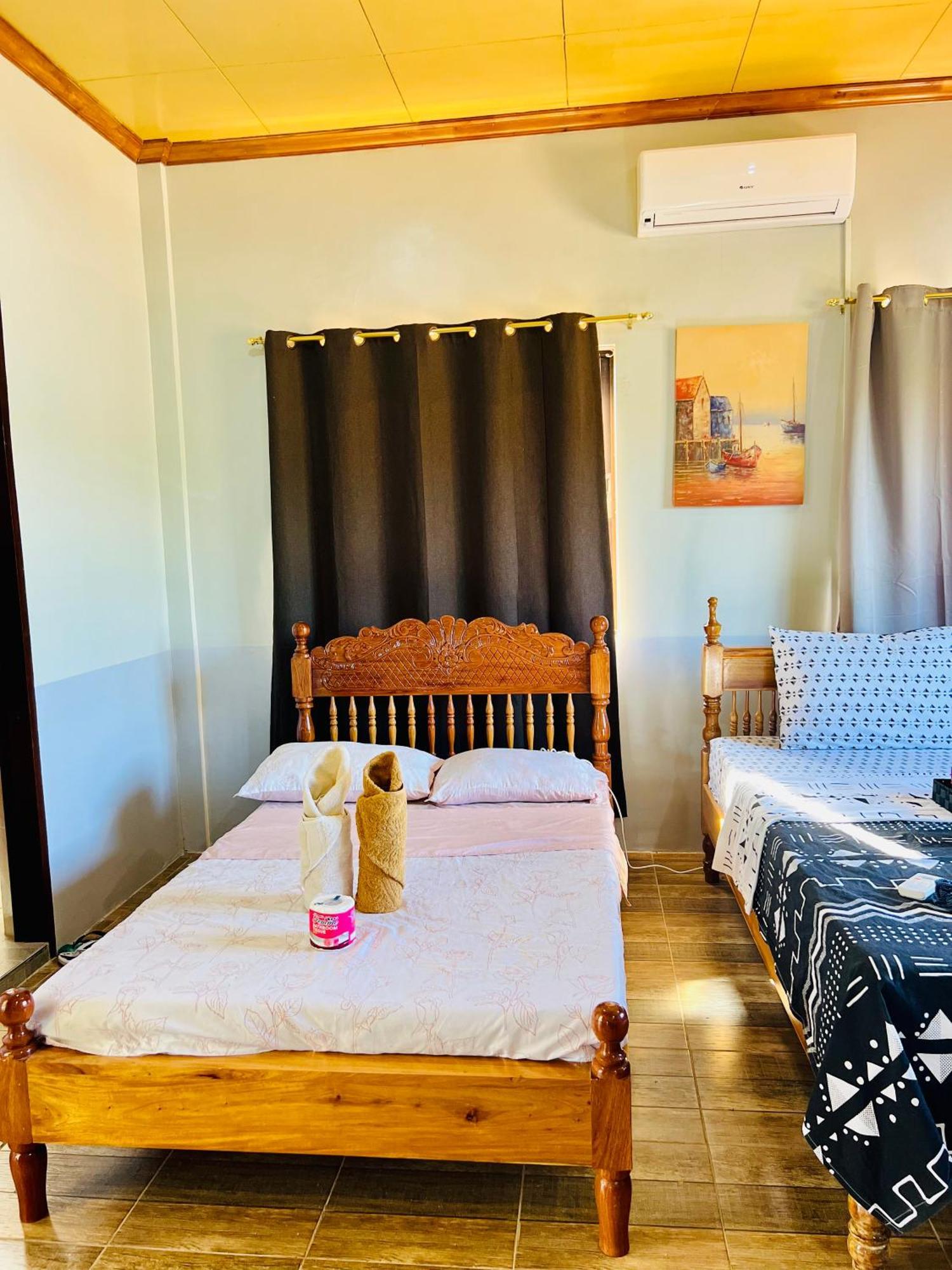Chateau La Princesa With Cozy Garden & Bar * Puerto Princesa
