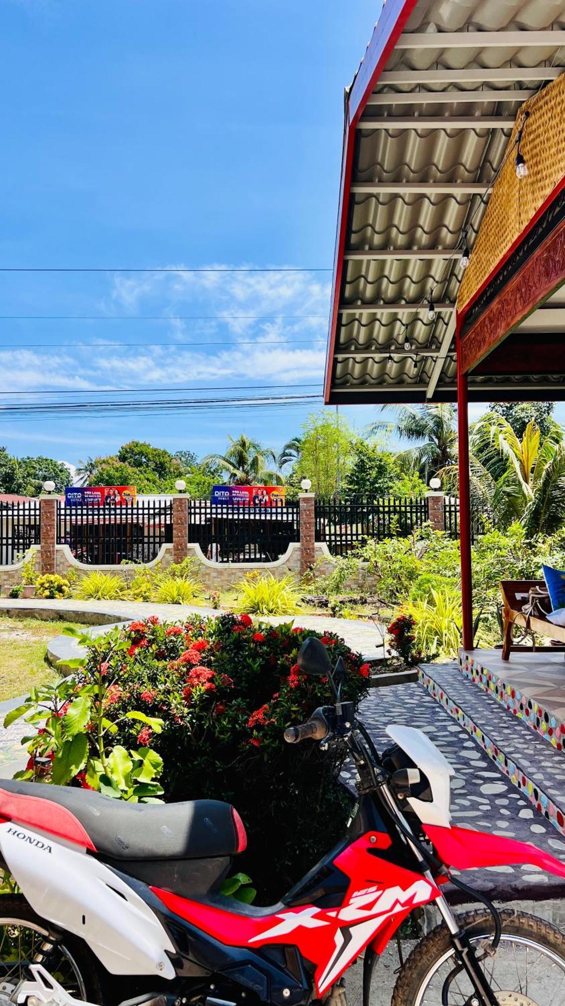 Chateau La Princesa With Cozy Garden & Bar * Puerto Princesa