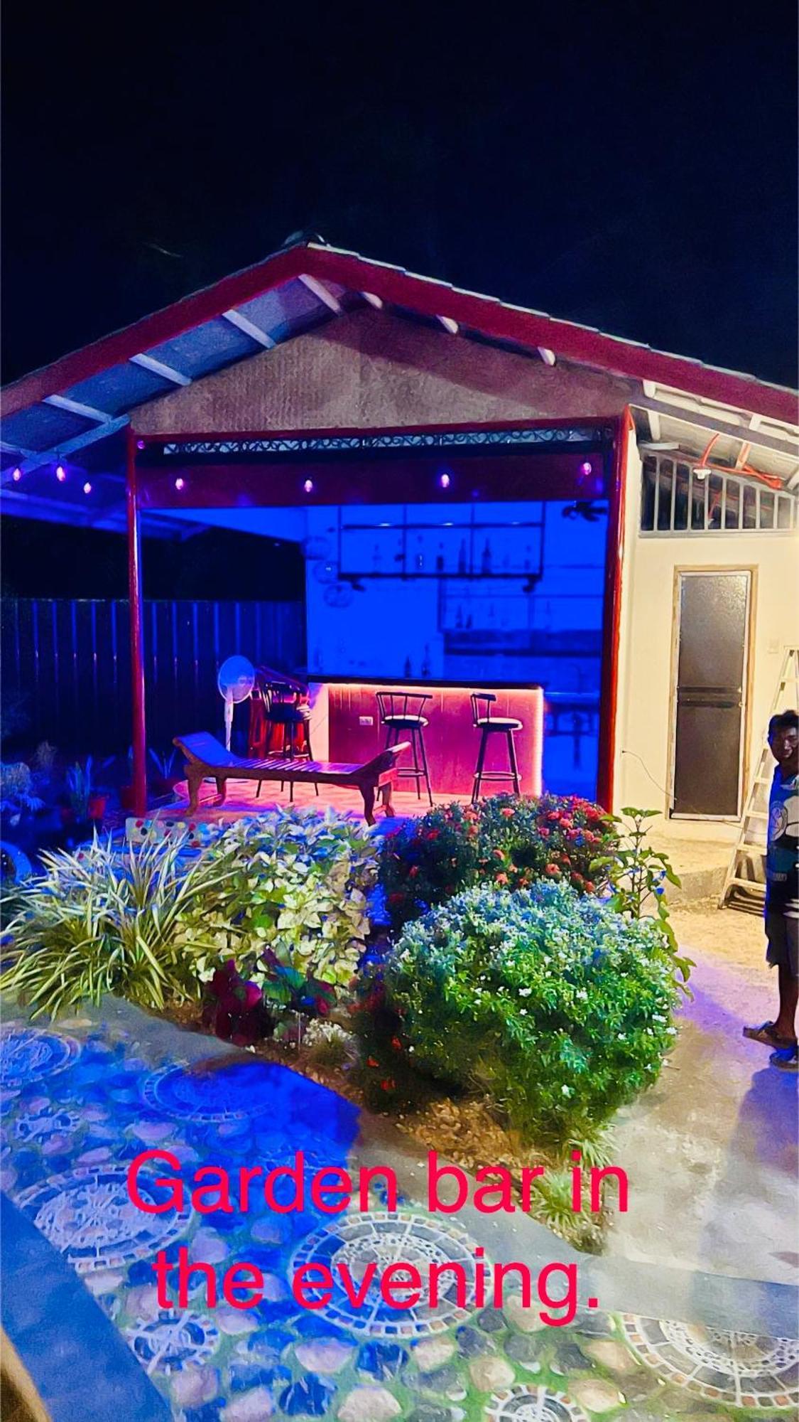 Chateau La Princesa With Cozy Garden & Bar Puerto Princesa