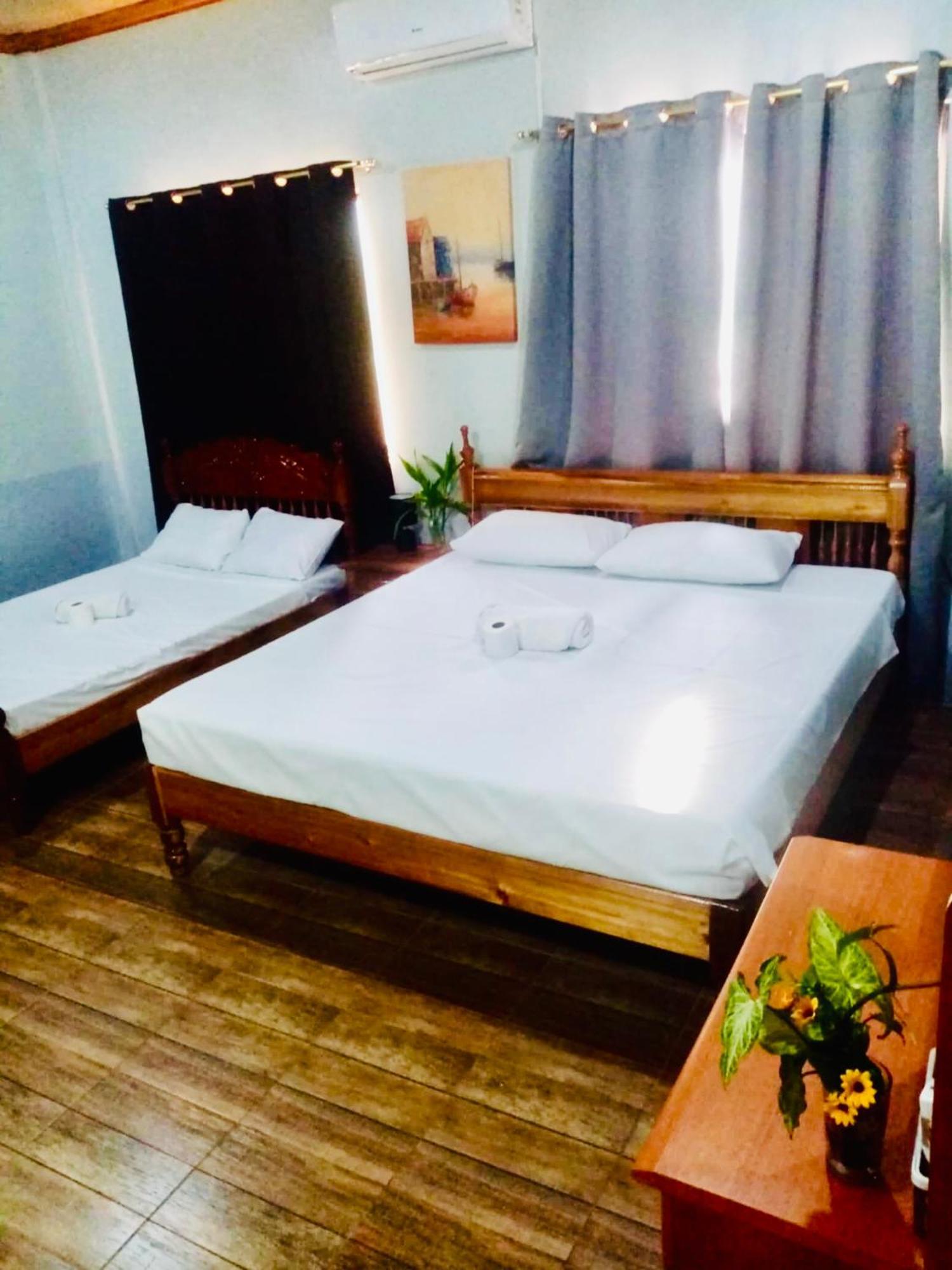 Holiday home Chateau La Princesa With Cozy Garden & Bar Puerto Princesa