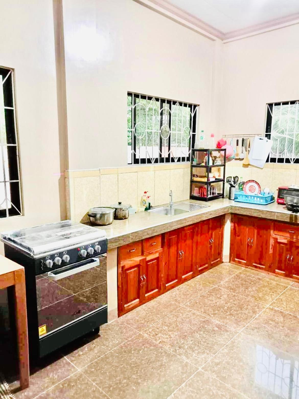 Holiday home Chateau La Princesa With Cozy Garden & Bar Puerto Princesa